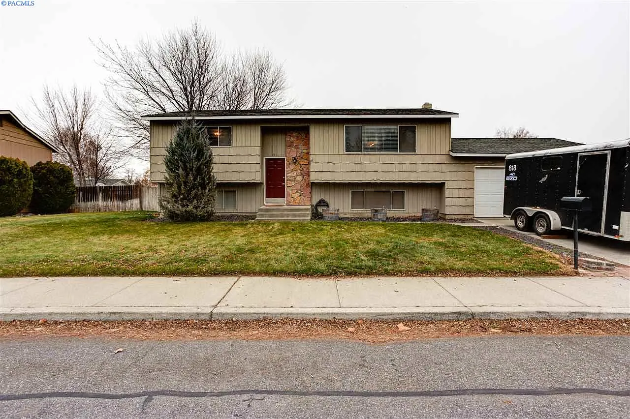 612 N Conway Pl photo 1