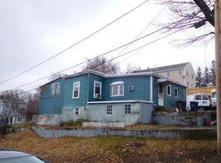 9 Pine Ave, Dracut, MA 01826