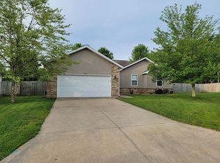 4910 W Stanford St, Springfield, MO 65802
