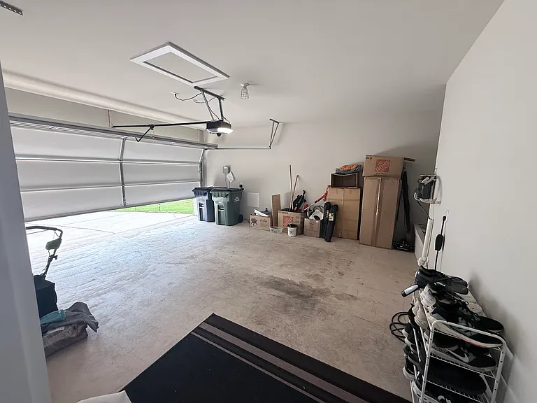 2 Car Garage (Mobile App Controllable)