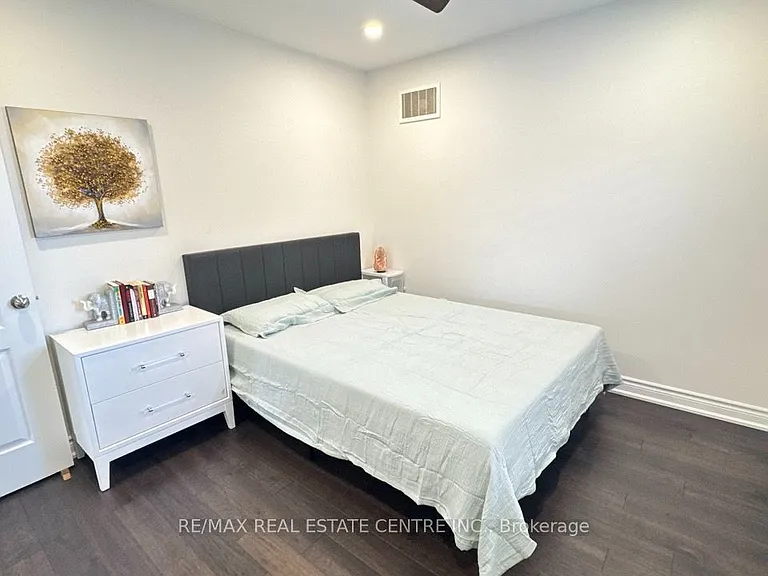13 Alister Dr #MAIN UPPER — Photo 39