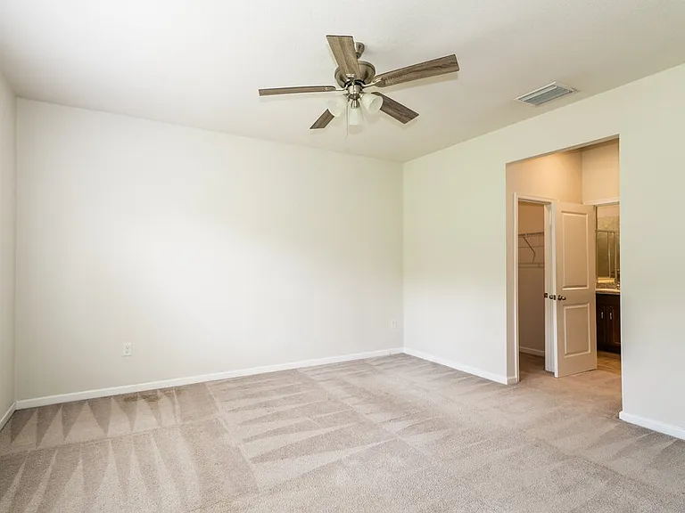 18424 Hunters Meadow Walk — Photo 10