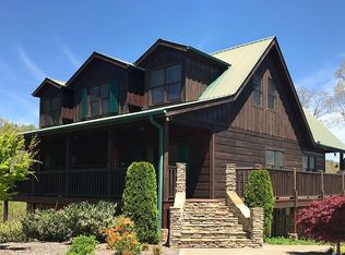 374 Rustic Barn Trl, Morganton, GA 30560