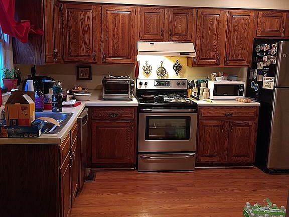 2nd image of 23 Bromley Dr