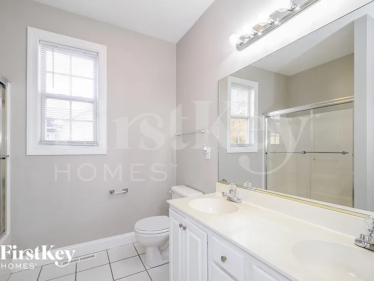 1835 Austin Place Ln — Photo 10