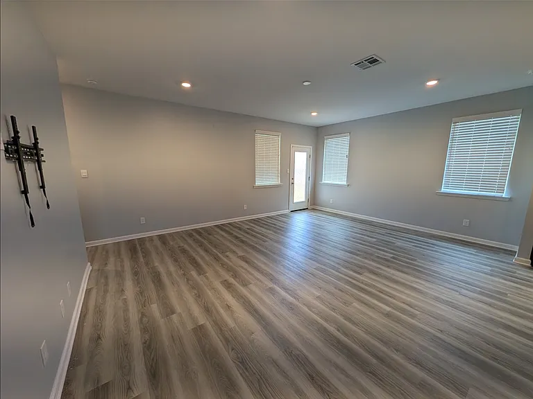 5548 Delta Horizon Dr — Photo 7