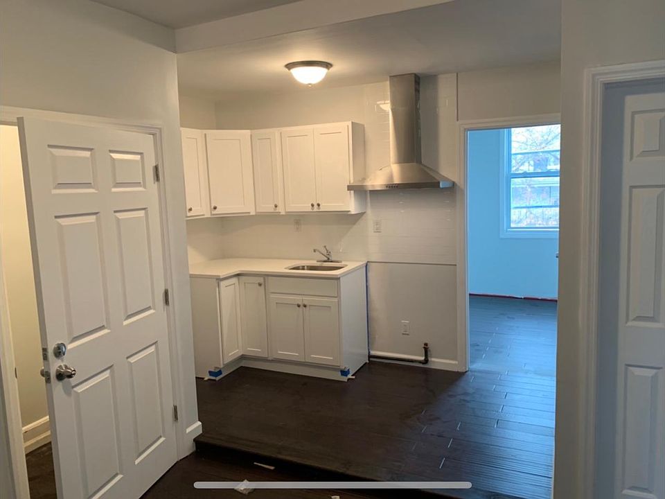 1st image of 101 Garside St APT 1