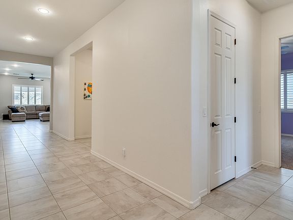 5th image of 22250 E Munoz Ct