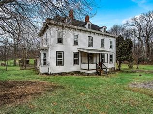 60 Prices Switch Rd, Vernon, NJ 07462