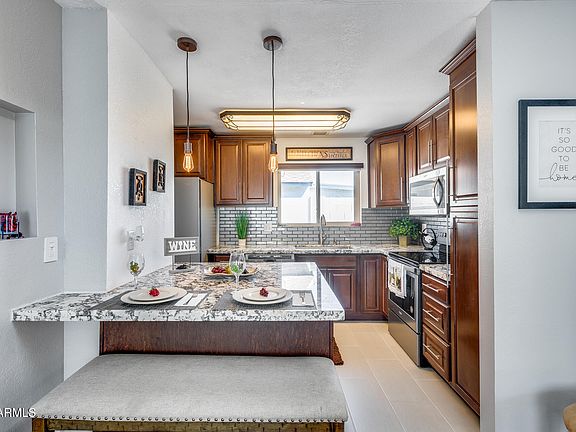 3rd image of 619 E JENSEN Street #22