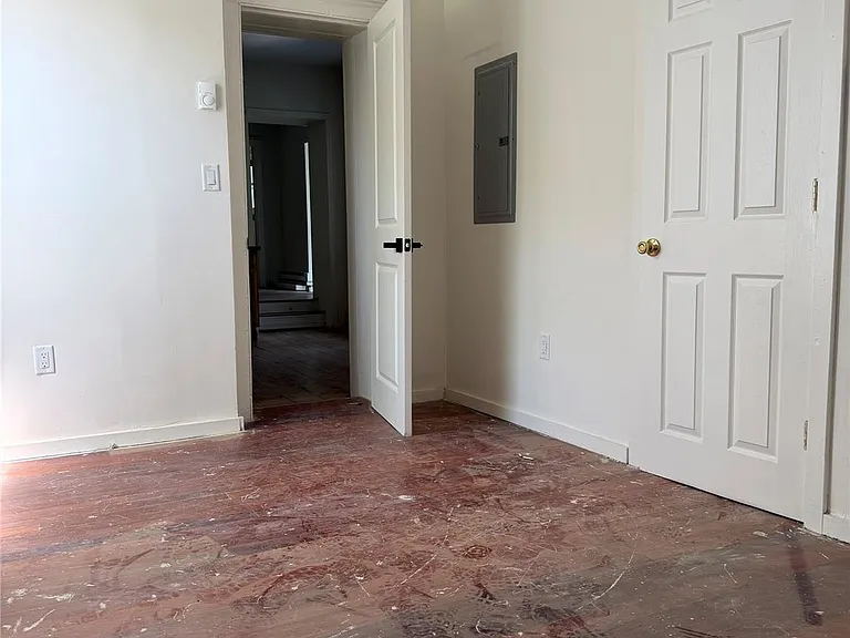 50 S Montgomery St #4 — Photo 11