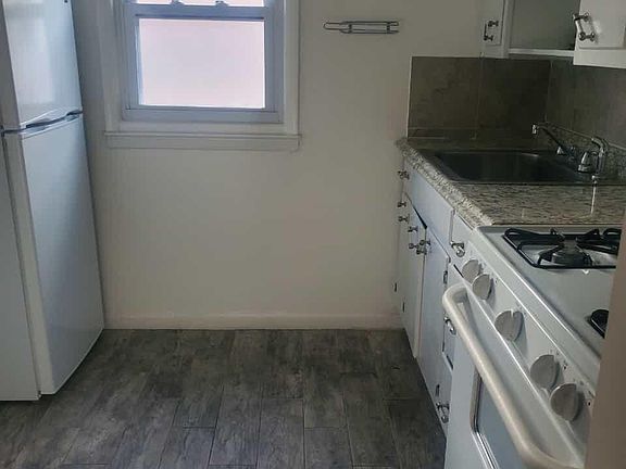 3rd image of 157-20 137th Ave #2