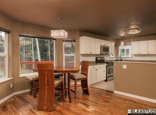 8711 Bell Pl, Anchorage, AK 99507