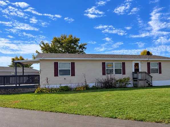 297 Blue Oak Dr #228, Coopersville, MI 49404
