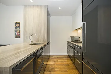Rented by Space Marketing Shop