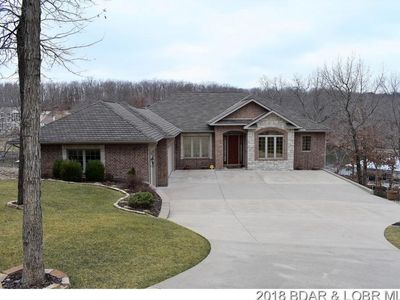 381 Forestridge Ln, Sunrise Beach, MO, 65079