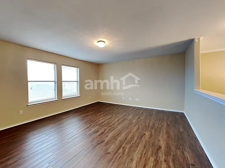 1613 W Hercules Ln — Photo 8