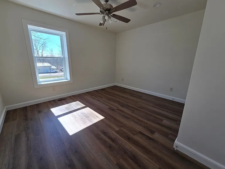 43 W Main St — Photo 13