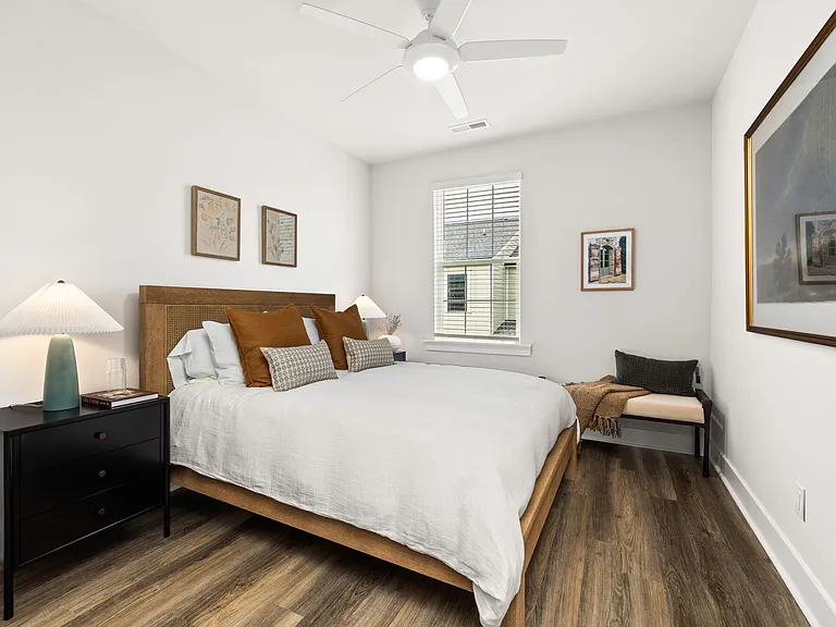 HARMON Jefferson Village by Crescent Communities — Photo 20