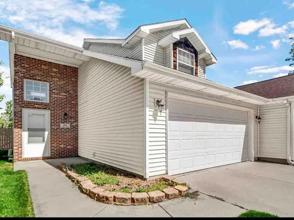 60 Lukes Ct, Hobart, IN 46342