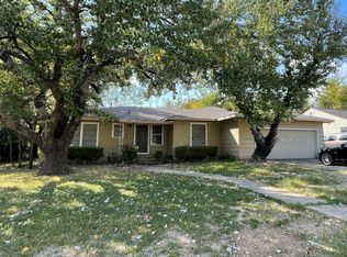 2511 Taylor St, Commerce, TX 75428