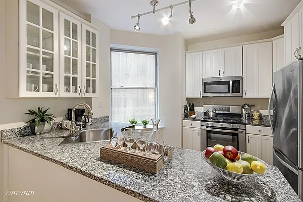 Sold by Corcoran | media 3