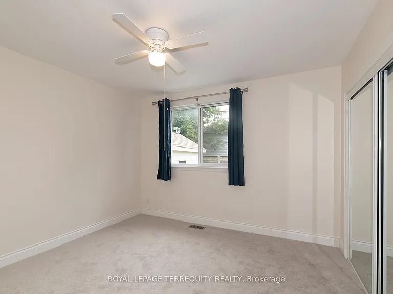 87 Emperor St — Photo 9