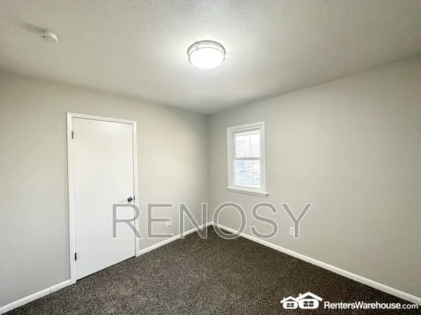 3315 SE 4th St, Des Moines, IA 50315