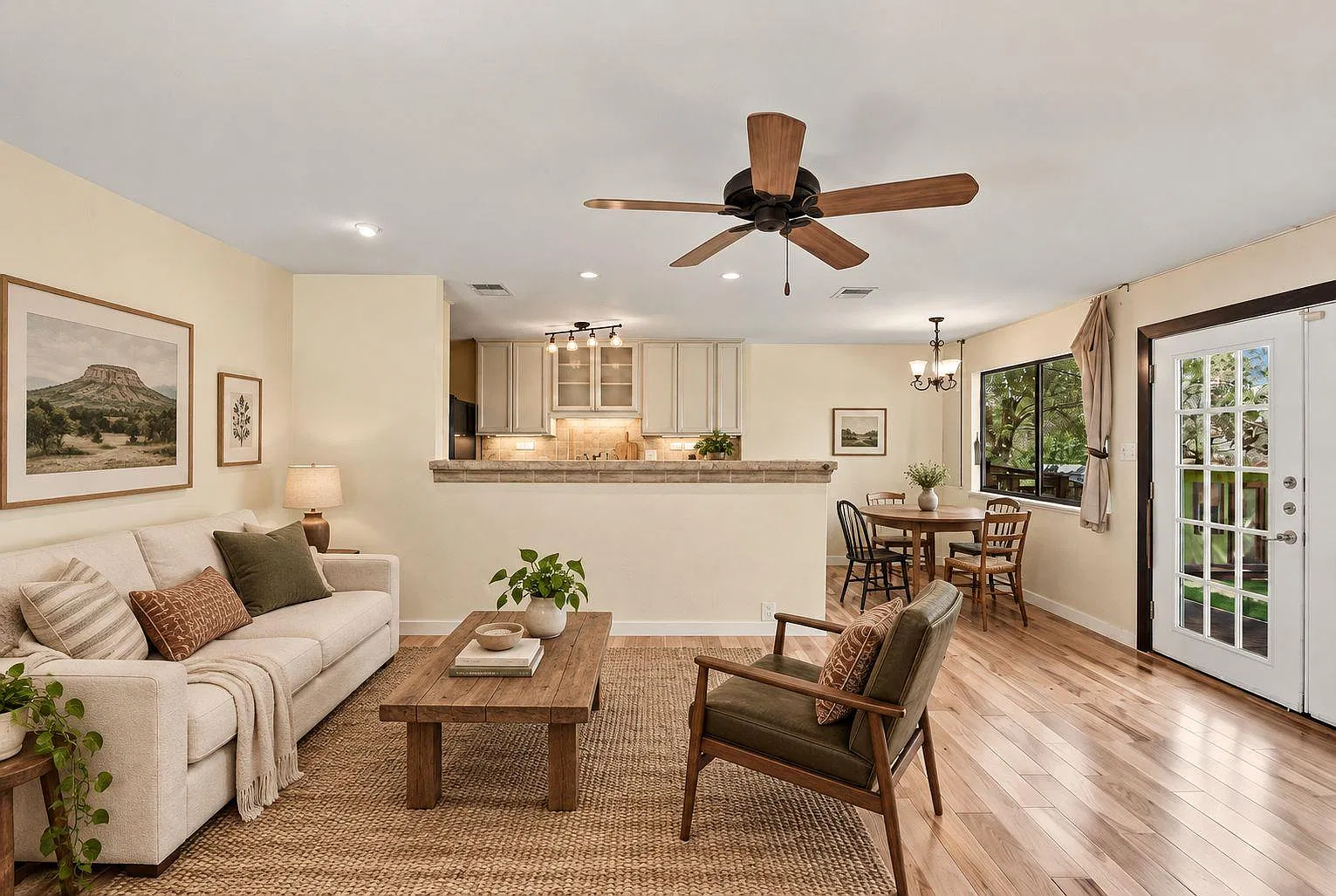 1 bed, 1.0 bath, 750 sqft, $1,450 — Photo 1