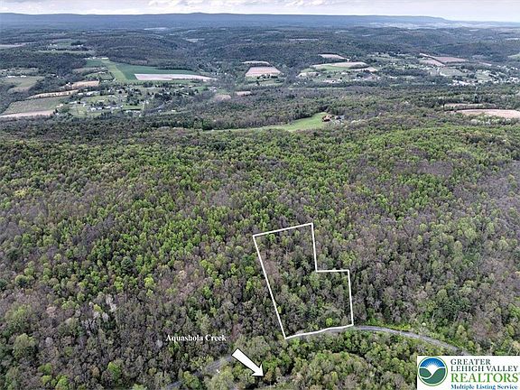 5th image of 45052 Lower Smith Gap Rd