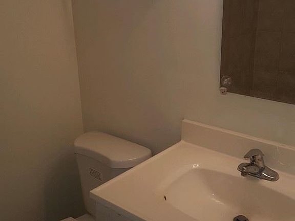 4th image of 15B Heritage Ct