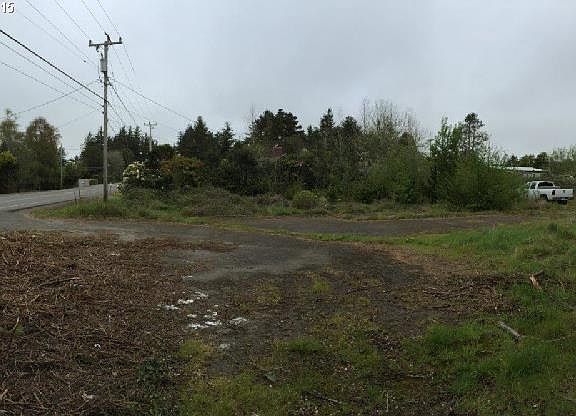 2nd image of 91352 Cape Arago Hwy