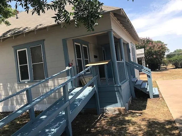 1812 Kemp Blvd — Photo 3