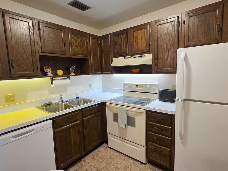 23 Vista Gardens Trl #104 — Photo 8