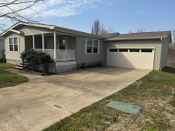 2nd image of 73 Crest Oak Dr