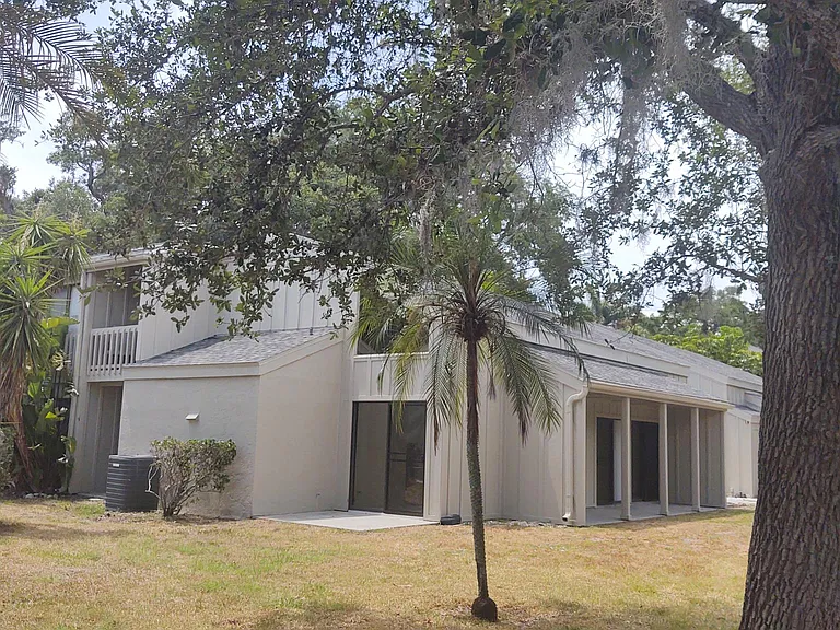 2208 Bahia Vista St #F1 — Photo 3
