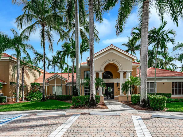 4220 San Marino Boulevard #303, West Palm Beach, FL 33409