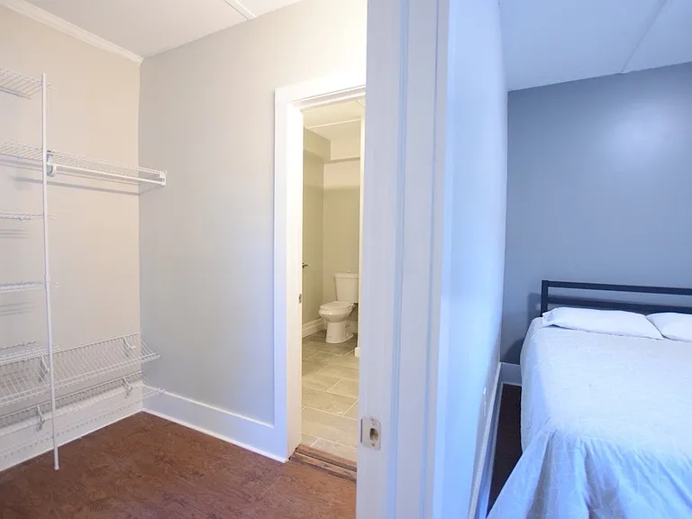 1002 N Aurora St — Photo 156
