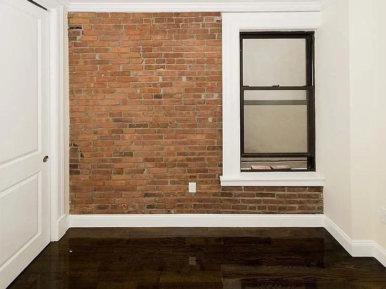 210 E 95th St #3C — Photo 5