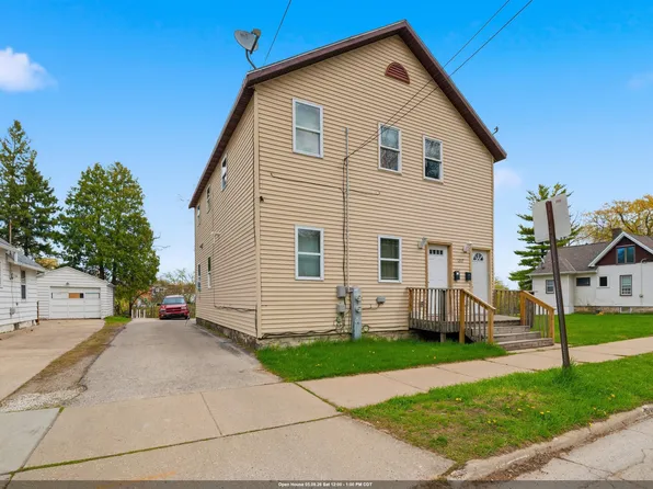 1217 Saint Clair St, Green Bay, WI 54301