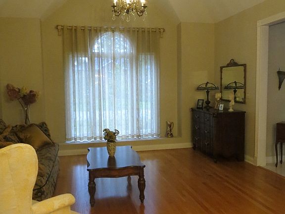 5th image of 21314 Ginger Ln