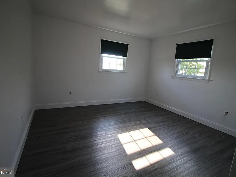 11 N Westview Dr — Photo 12