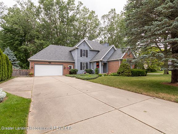 2nd image of 2717 Moreno Dr