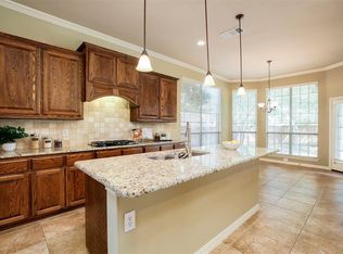 1113 Burnett Dr, Argyle, TX 76226