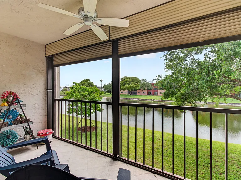 5550 Witney Dr #209 — Photo 10