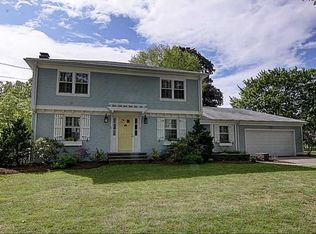 9 Newbrook Dr, Barrington, RI 02806
