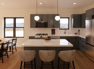 171 Spearstone Ave, Gypsum, CO 81637