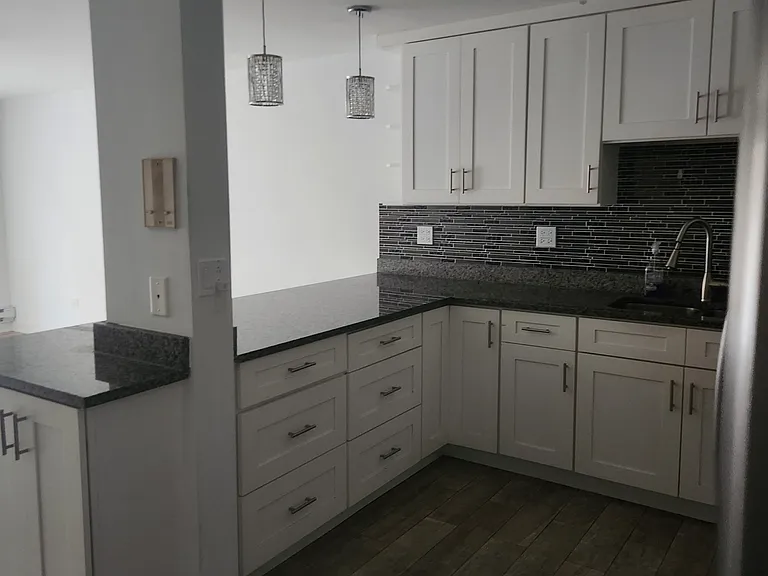 2317 N Neva Ave #304A — Photo 8