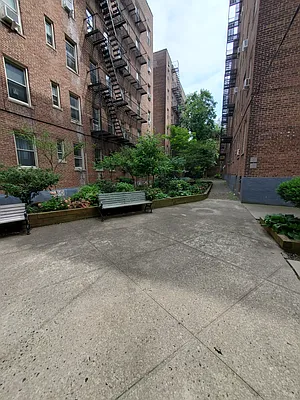 Rented by Supreme Plus Realty Group Inc | media 5