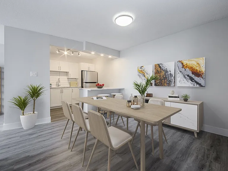300 Antibes Dr — Photo 8